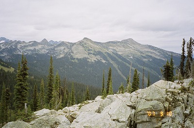 Resized Canada44300012